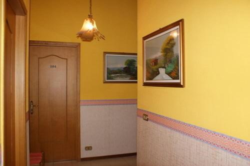 La Conca D'Oro Bed & Breakfast Altomonte Luaran gambar