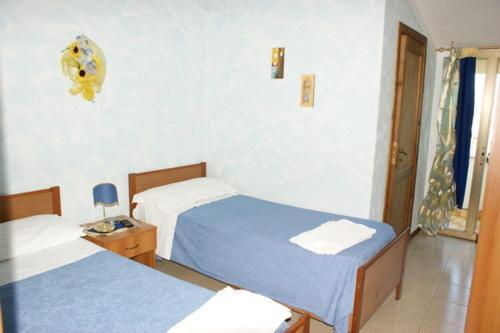 La Conca D'Oro Bed & Breakfast Altomonte Bilik gambar
